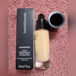 BareMinerals BarePro 24hr Performance Liquid Foundation SPF20 "Golden Nude #13"